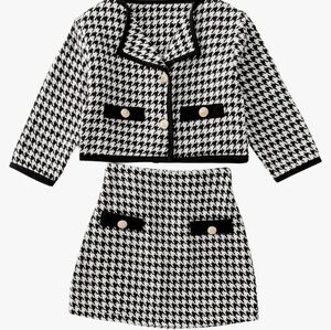 Girls houndstooth print skirt set size 8 (130)
